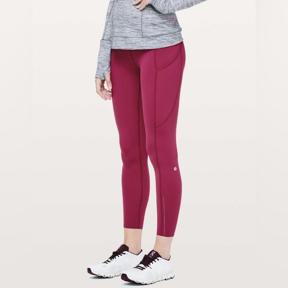 lululemon athletica Pants - Lululemon Fast & Free 7/8 Tight II *Nulux 25"
Star Ruby Size 4